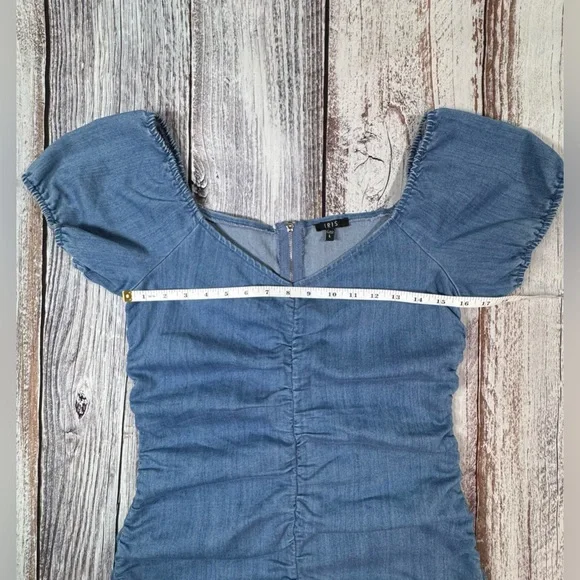 Iris Rouched Stretchy Med Blue Denim Dress On or Off Shoulder Size Large - Picture 3 of 9